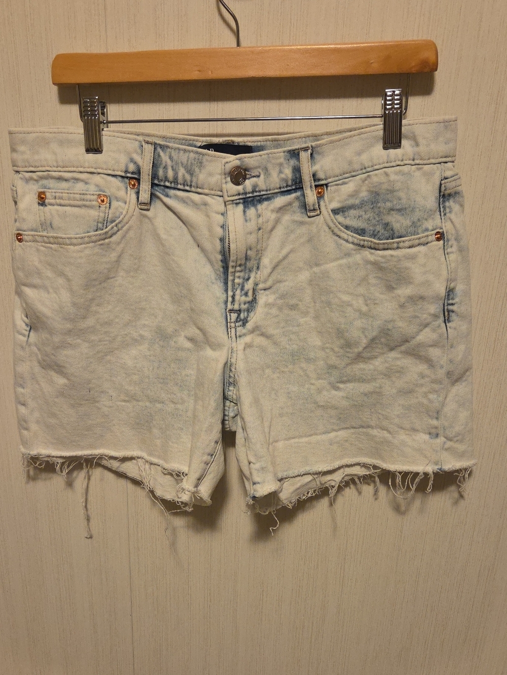 GAP denim Cut Off Acid Wash Shorts Size 8